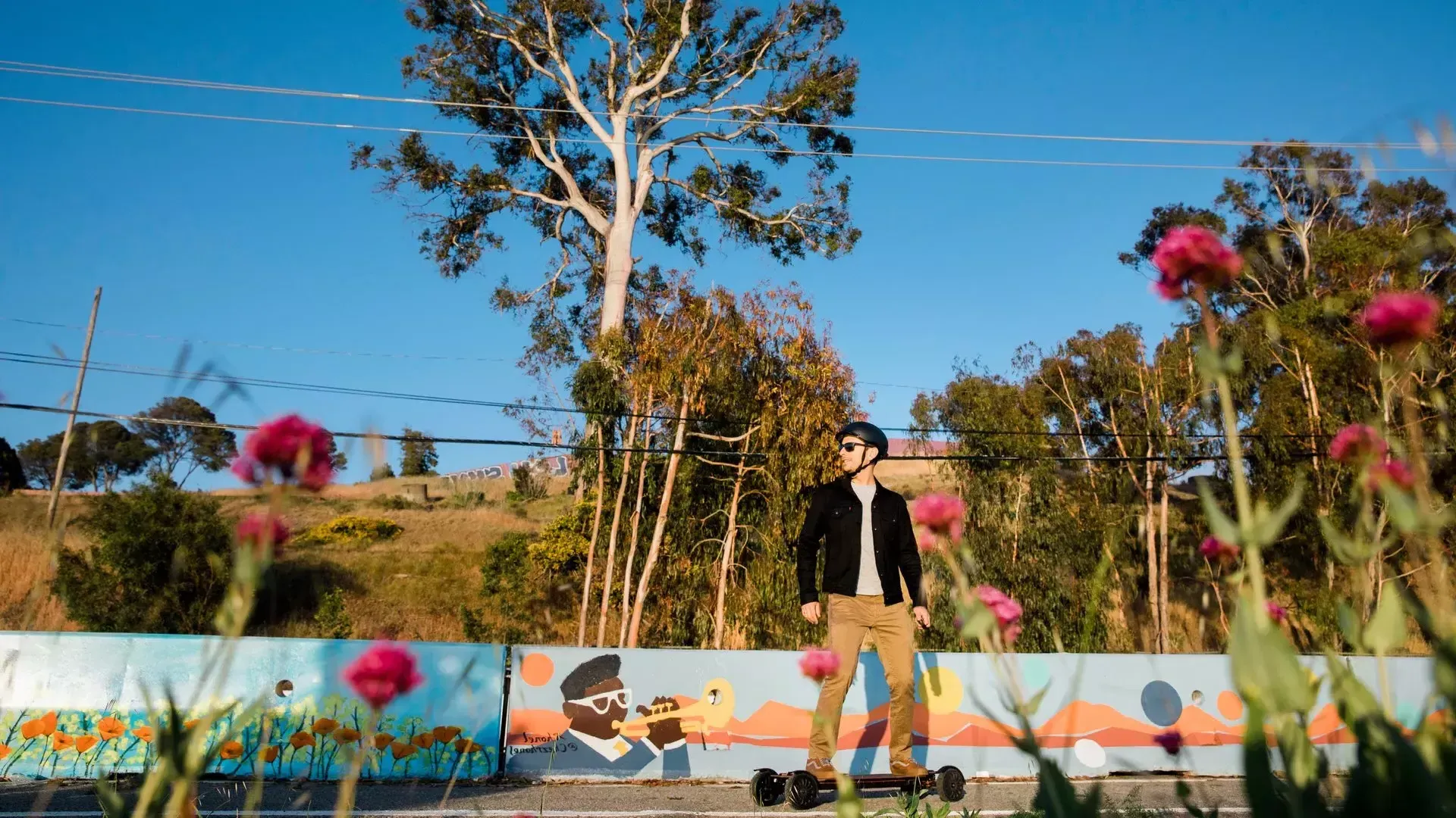 Skateboarder nel quartiere di Bayview.