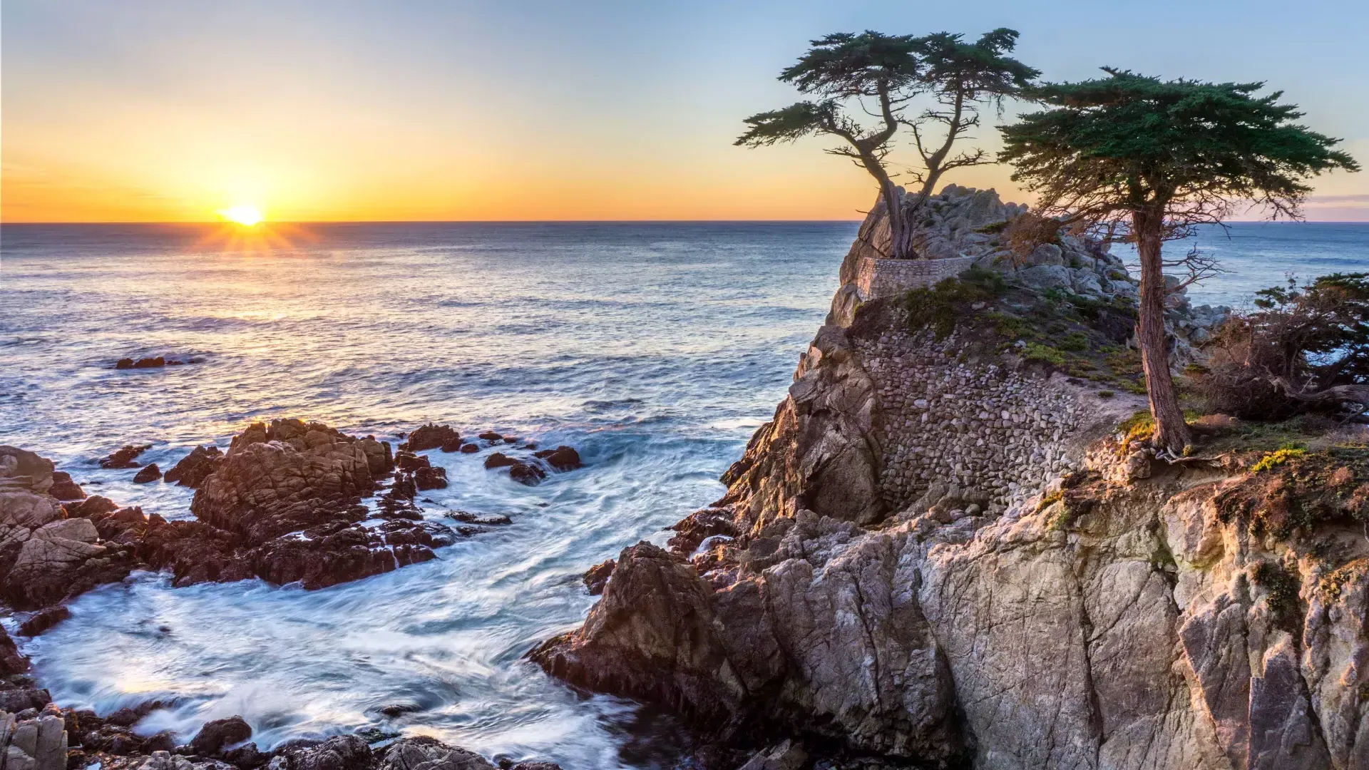 Die Küste von Monterey County.