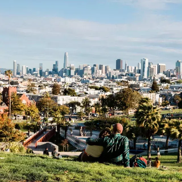 Dolores Park in un pomeriggio soleggiato